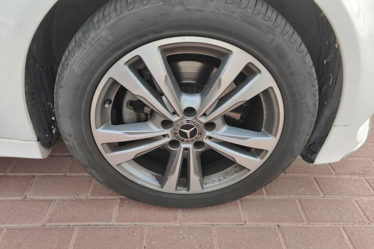 奔驰C级 2017款 改款 C 200 L 运动版车身外观6007