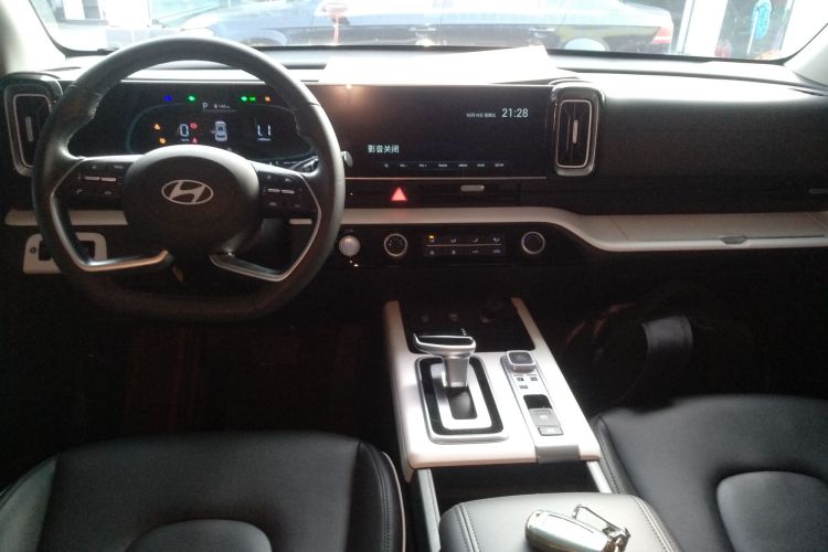 北京现代ix35 2023款 沐飒 2.0L 豪华版DLX中控内饰12