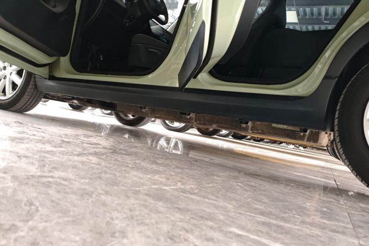 零跑汽车 零跑T03 2022款 耀金版局部细节9002