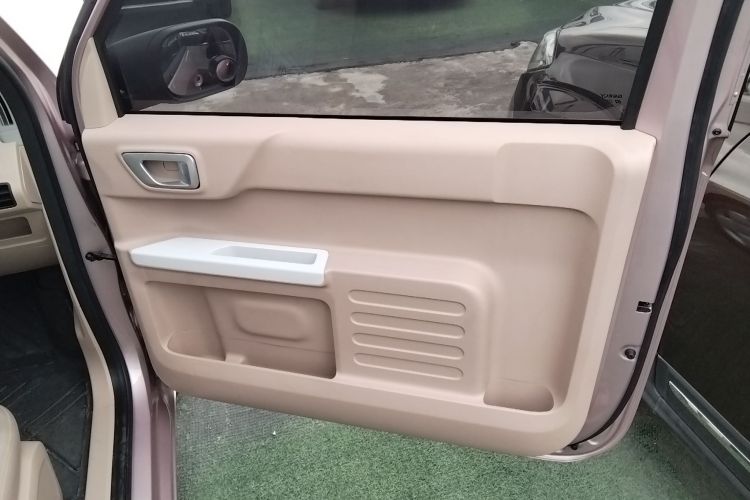 吉利汽车 2023款 熊猫mini 200km 耐力熊中控内饰42