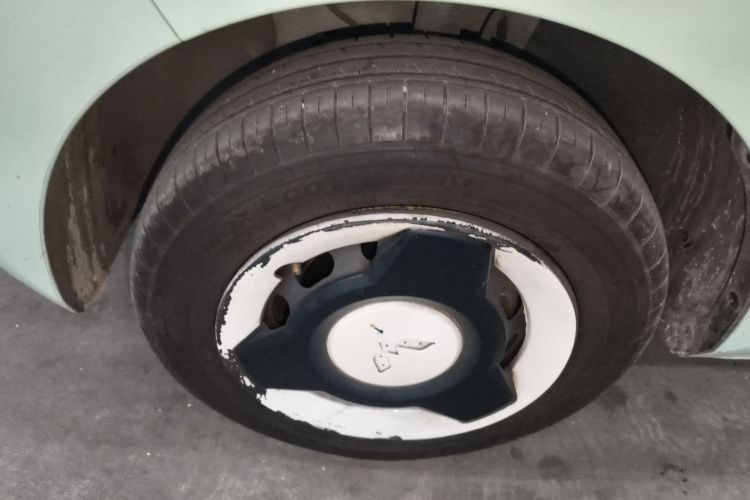 五菱汽车 宏光MINIEV 2022款 马卡龙时尚款 磷酸铁锂车身外观6007