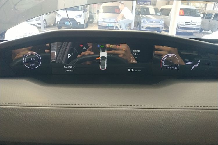 长安UNI-V 2022款 2.0T 锋速版局部细节14