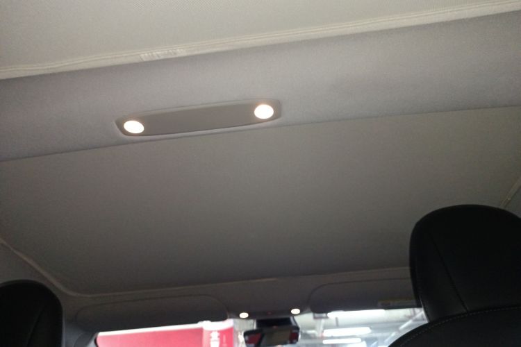 特斯拉 Model 3 2021款 标准续航后驱升级版中控内饰22