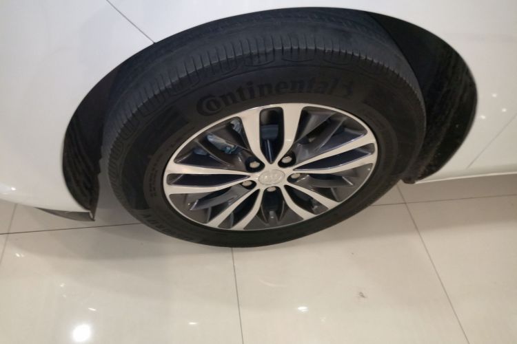 别克GL8 2022款 ES陆尊 653T 舒适型车身外观6002