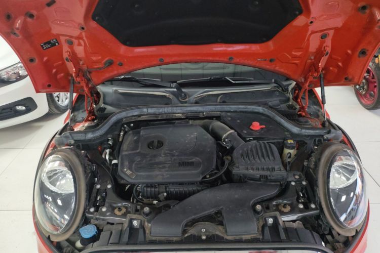 MINI 2018款 1.5T ONE PLUS机舱底盘24