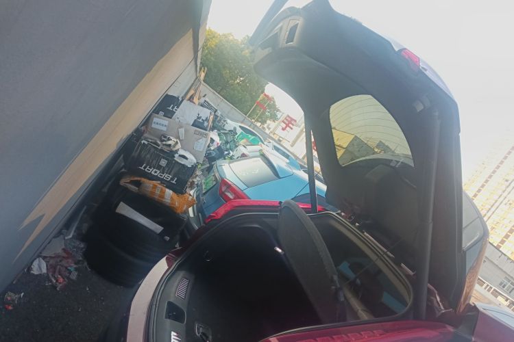 凯迪拉克XT4 2018款 28T 四驱领先型机舱底盘23