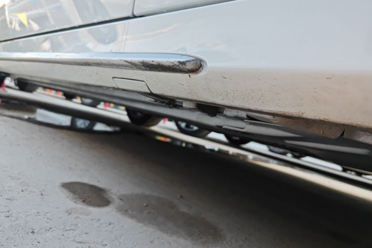 奔驰C级 2016款 C 200 L 运动型局部细节9001