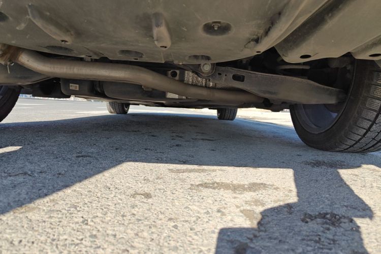 丰田 凯美瑞 2023款 双擎 2.5HG 豪华版局部细节9009