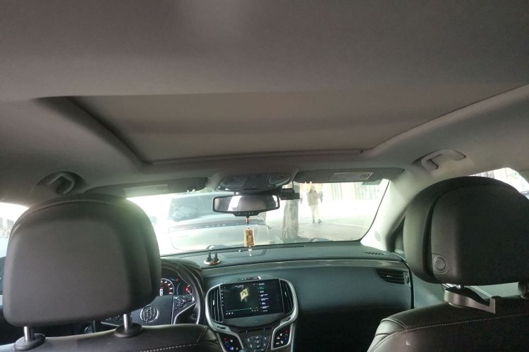 别克 君越 2013款 2.0T SIDI 智享旗舰型中控内饰22