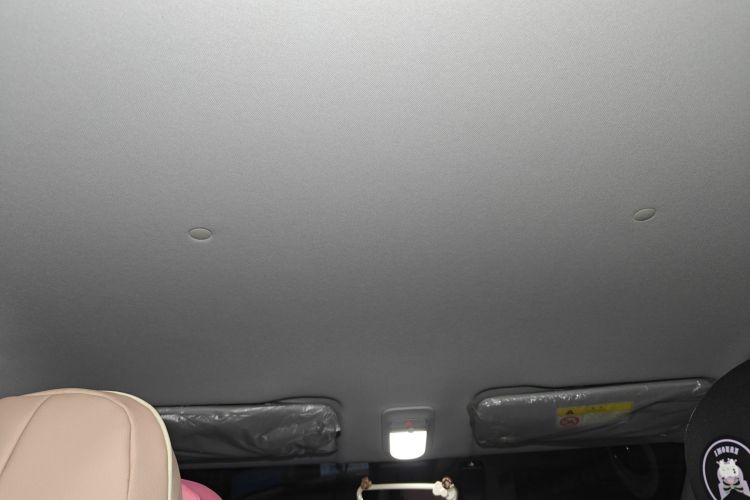 五菱汽车 五菱缤果 2023款 203km 舒享款中控内饰22