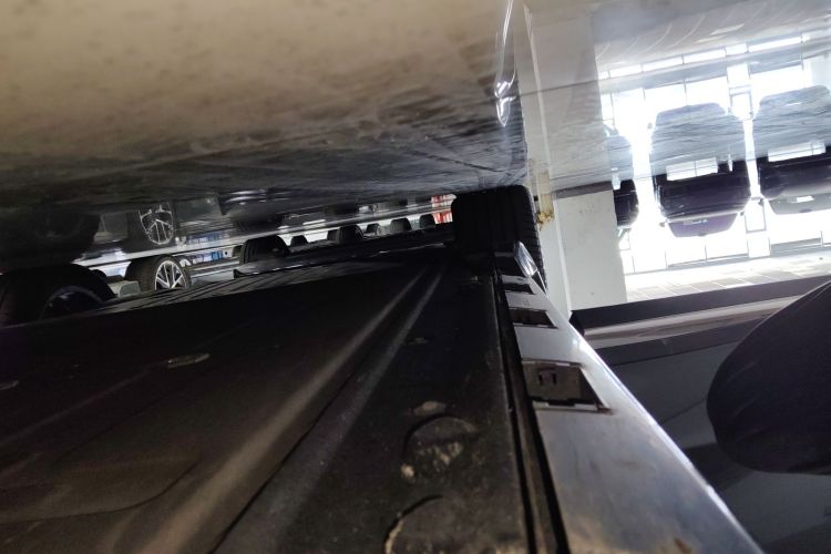 鸿蒙智行 智界R7 2024款 纯电 802km Max局部细节9001