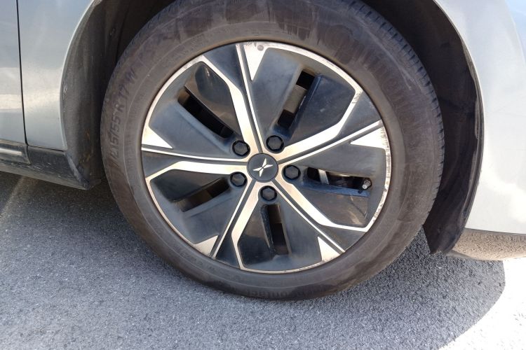 小鹏P5 2021款 550G车身外观6007