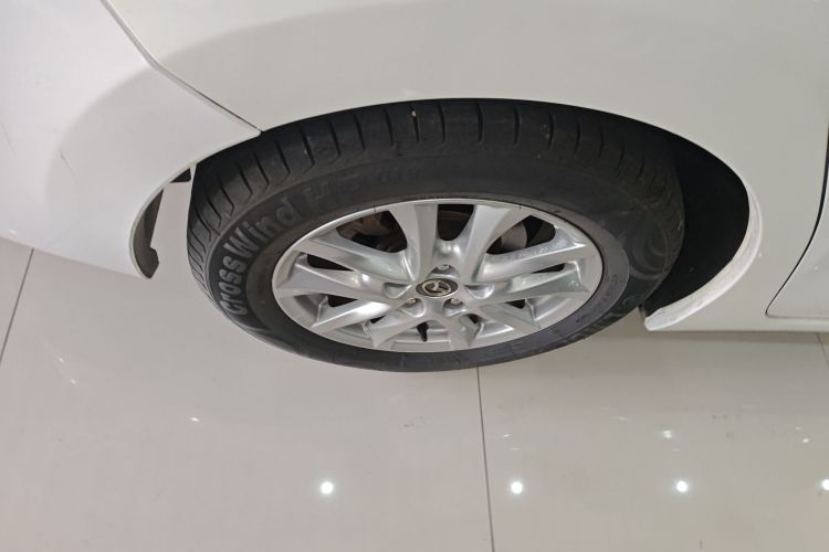 马自达3 昂克赛拉 2014款 三厢 1.5L 自动豪华型车身外观6008