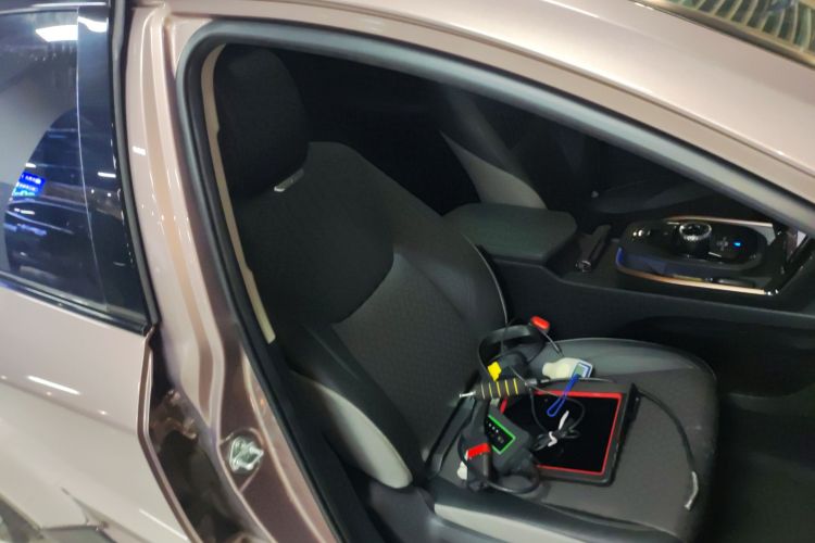 丰田bZ3 2023款 616km 长续航Premium中控内饰41