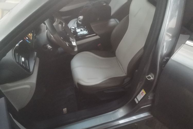 比亚迪 秦PLUS 2023款 冠军版 DM-i 55KM超越型局部细节19