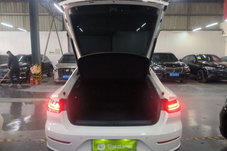 一汽-大众CC 2020款 330TSI 魅颜版 国VI机舱底盘23