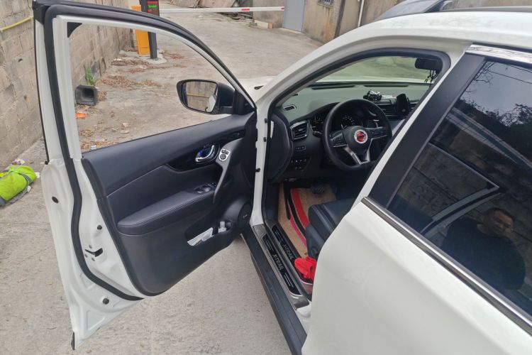 日产 奇骏 2021款 2.5L CVT 4WD XL ITS豪华纪念版中控内饰20