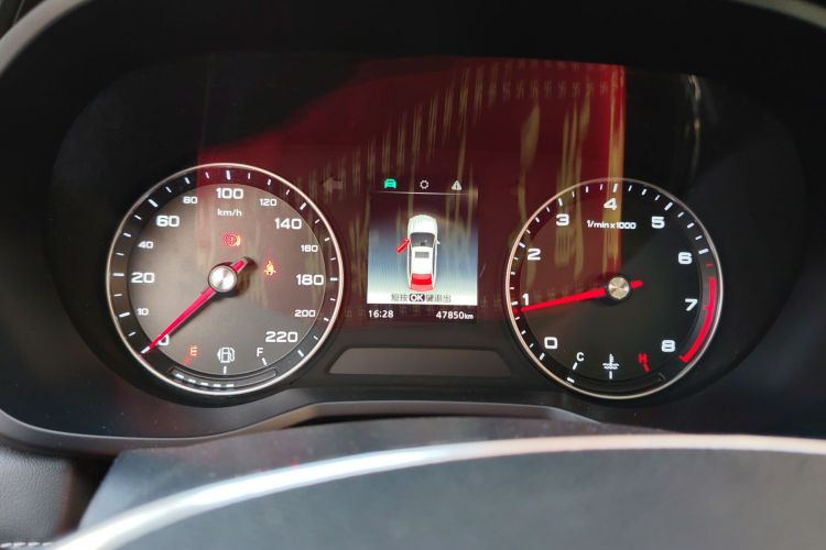 荣威i5 2019款 1.5L 手动4G互联朗豪版中控内饰14