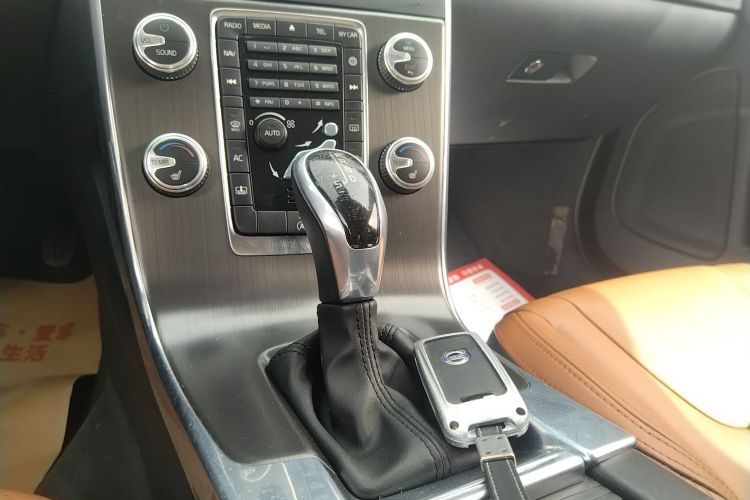 沃尔沃S60 2016款 S60L T5 智驭版局部细节18