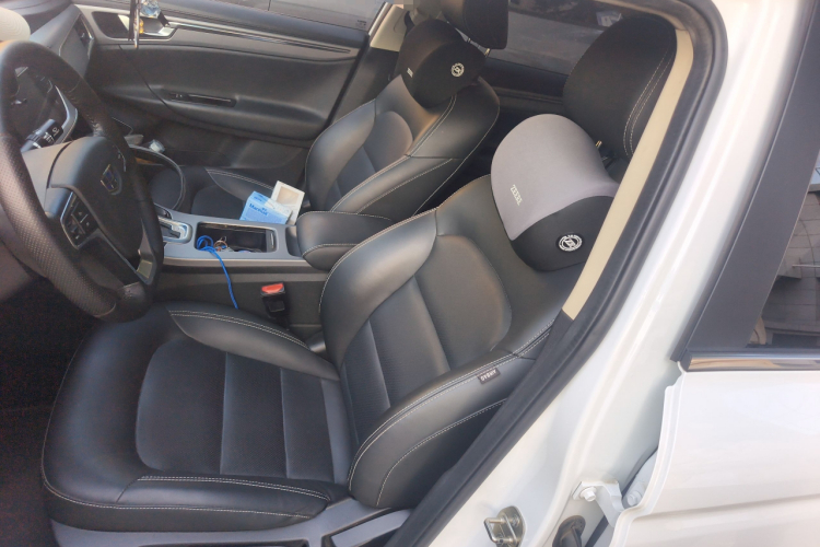 吉利汽车 帝豪GL 2018款 1.8L DCT精英智联型中控内饰19