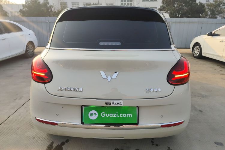 五菱汽车 五菱缤果 2023款 410km 灵犀尊享款车身外观6