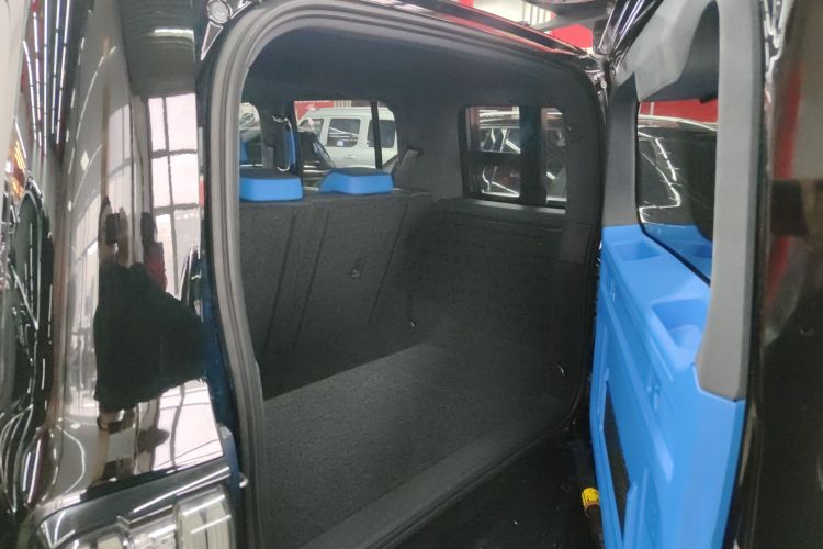 超境汽车 共创坦克300 2023款 2.0T 赛博骑士机舱底盘23