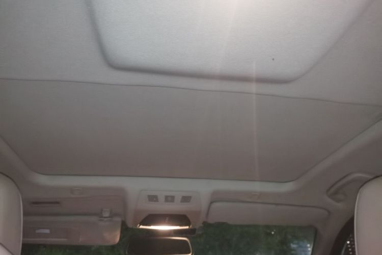 宝马5系 2011款 523Li 豪华型中控内饰22