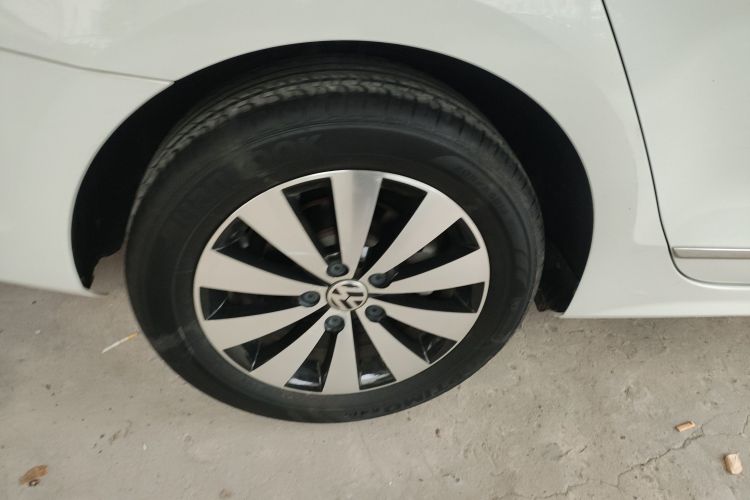 大众 速腾 2018款 1.6L 自动舒适型车身外观6008