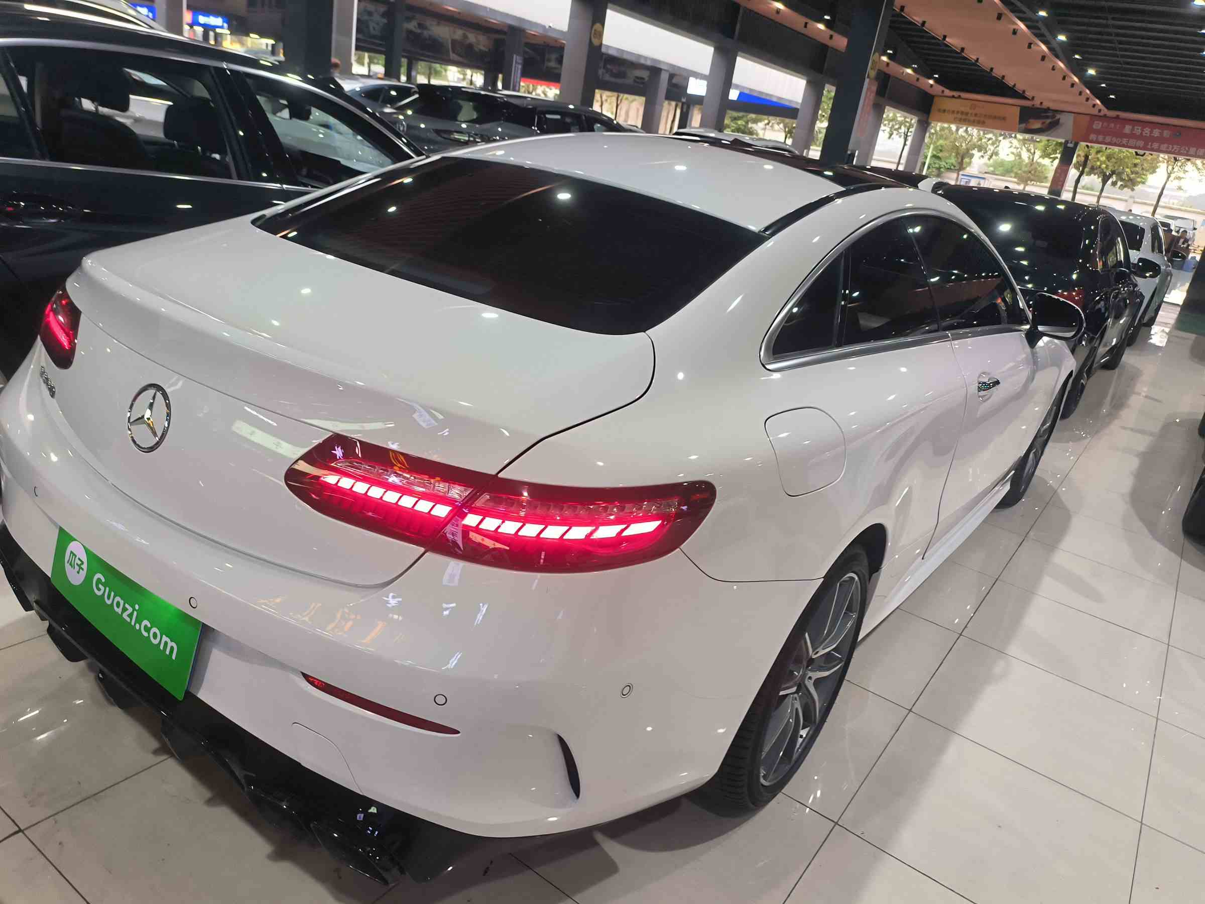 奔驰E级(进口)  改款 E 260 4MATIC 轿跑车(4)