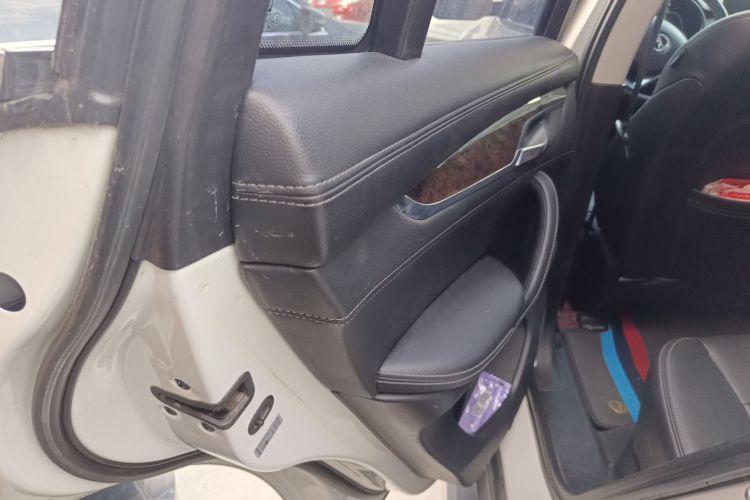 汉腾汽车 汉腾X7 2016款 2.0T DCT御马版中控内饰7008