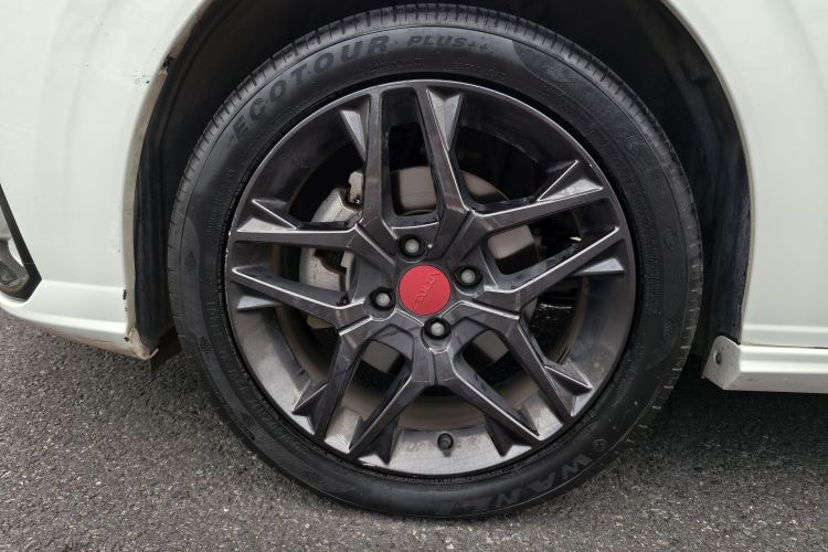 东风风神 奕炫 2021款 230T 自动追影骑士版车身外观6007