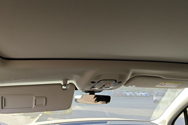 奥迪Q7 2023款 55 TFSI quattro S 尊贵型中控内饰22