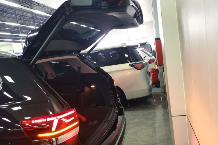 大众 途昂 2023款 改款 380TSI 四驱尊崇豪华版局部细节23