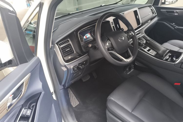 广汽传祺 传祺M8 2024款 领秀系列 390T 尊享版中控内饰20