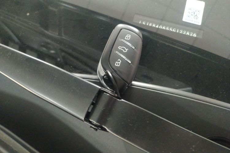 名爵 MG4 EV 2026款 437 随心版中控内饰11