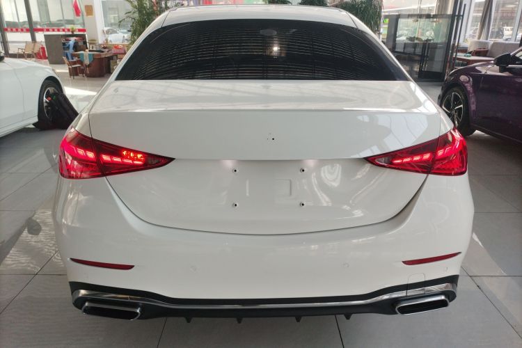 奔驰C级 2022款 C 200 L 运动版车身外观6