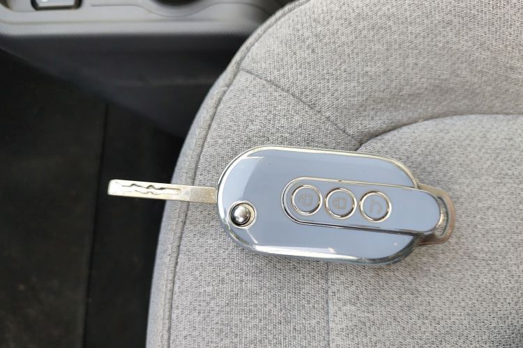 五菱汽车 宏光MINIEV 2022款 马卡龙时尚款 三元锂中控内饰11