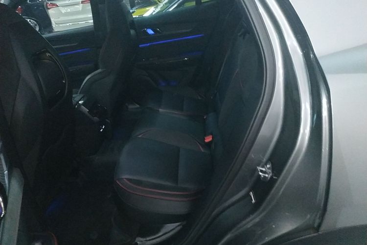 领克05 2020款 2.0TD 四驱劲Halo中控内饰21