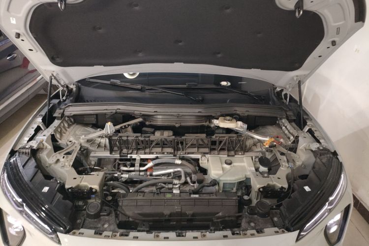 蔚来ES6 2024款 75kWh机舱底盘24