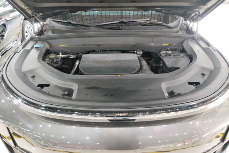 理想汽车 理想L9 2022款 Max机舱底盘24