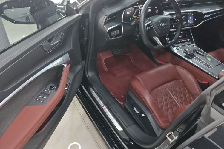 奥迪A7L 2024款 45 TFSI quattro 黑武士版中控内饰20