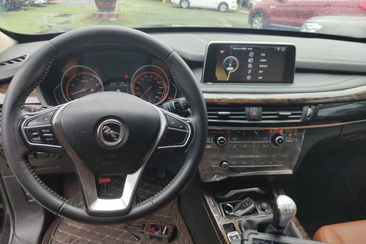 汉腾汽车 汉腾X7 2016款 2.0T 手动豪华型中控内饰12