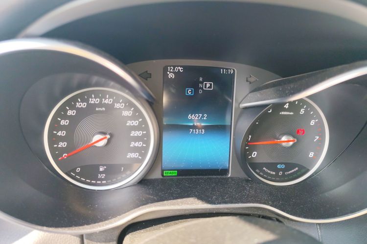 奔驰C级 2019款 C 260 L 运动版中控内饰14