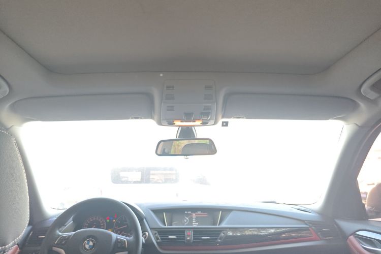 宝马X1 2015款 sDrive18i 时尚晋级版中控内饰22