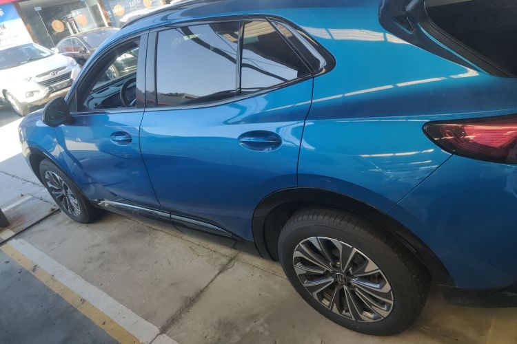 别克 2024款 昂科威S  25T 炫黑风尚版车身外观6003