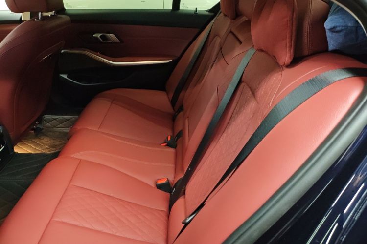 宝马3系 2025款 325Li M运动套装中控内饰21