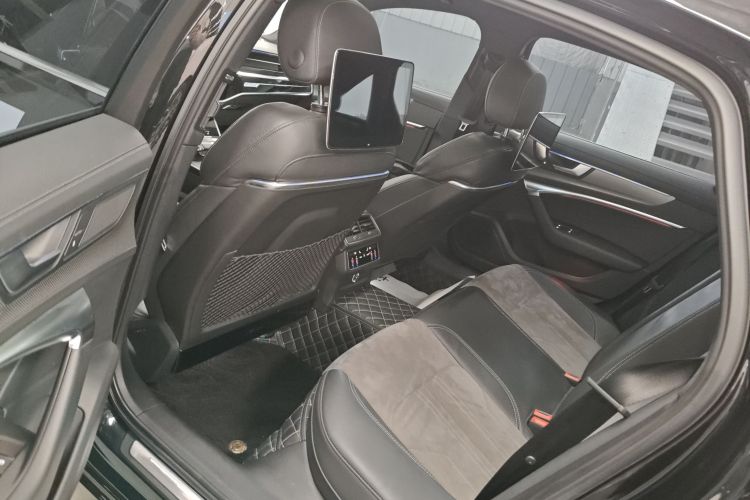 奥迪A6L新能源 2020款 55 TFSI e quattro中控内饰21