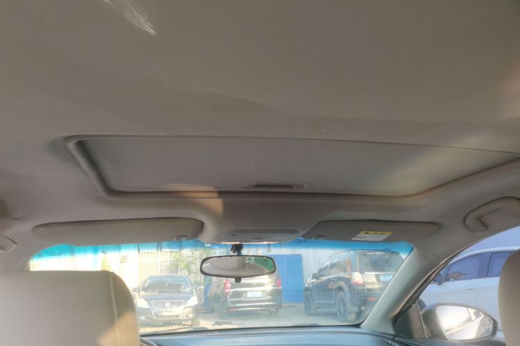 别克 英朗 2015款 15N 自动豪华型中控内饰22