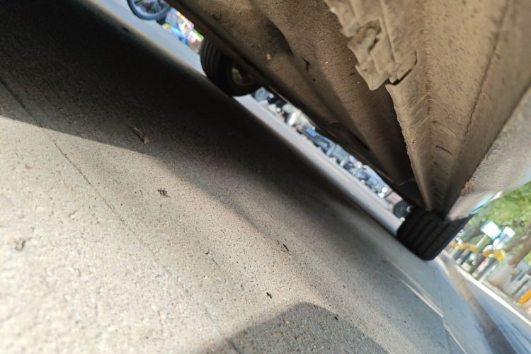 别克 君越 2013款 2.4L SIDI领先舒适型局部细节9004