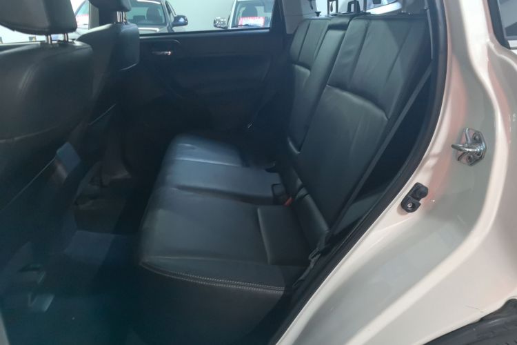 斯巴鲁 森林人 2014款 2.0i 自动豪华版中控内饰21